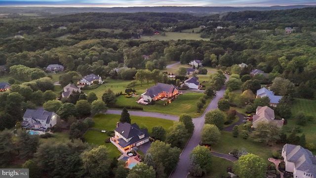 324 RIDGE AVE, Newtown, PA 18940