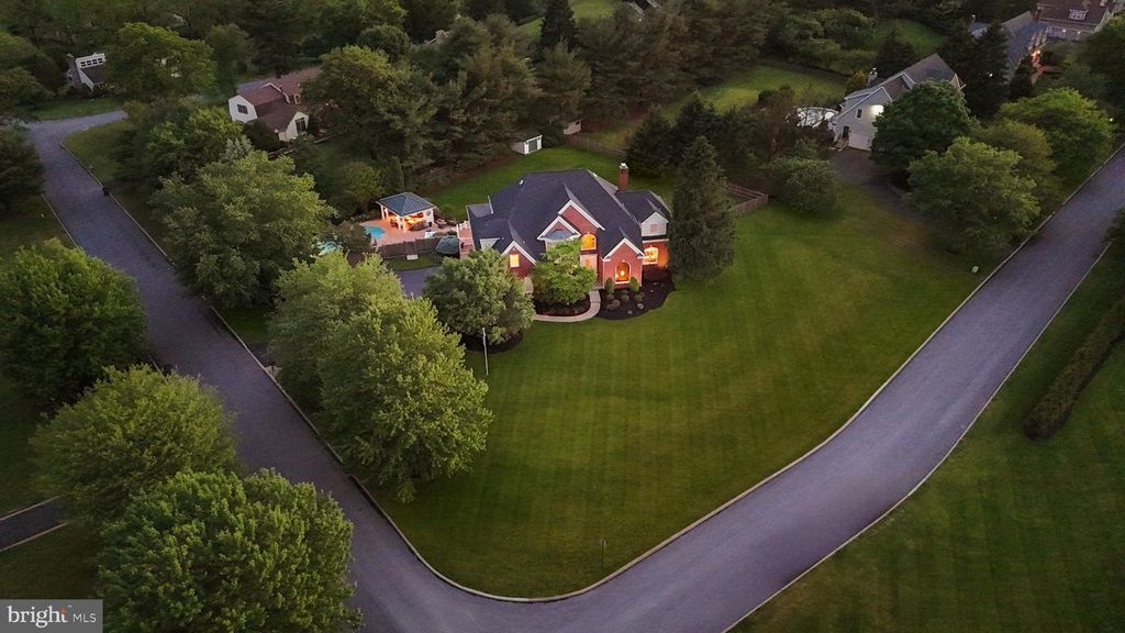 324 RIDGE AVE, Newtown, PA 18940