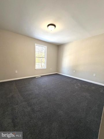 12926 COUPLES PL, Waldorf, MD 20601