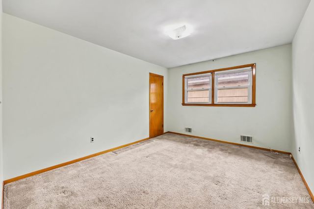 64 Berkley Avenue, Colonia, NJ 07067