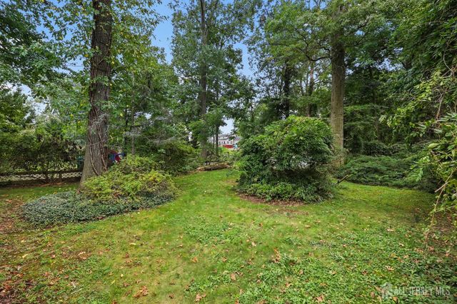 64 Berkley Avenue, Colonia, NJ 07067