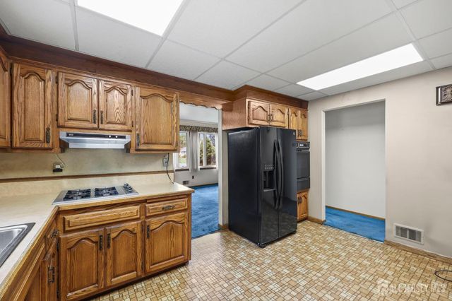 64 Berkley Avenue, Colonia, NJ 07067