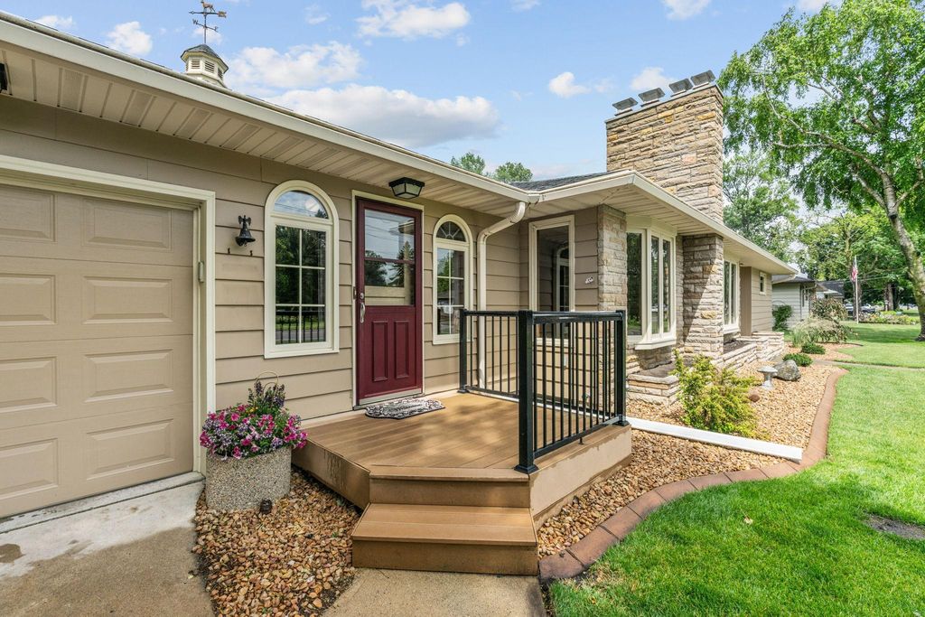719 Park Avenue, Hamburg, MN 55339 — photo 5