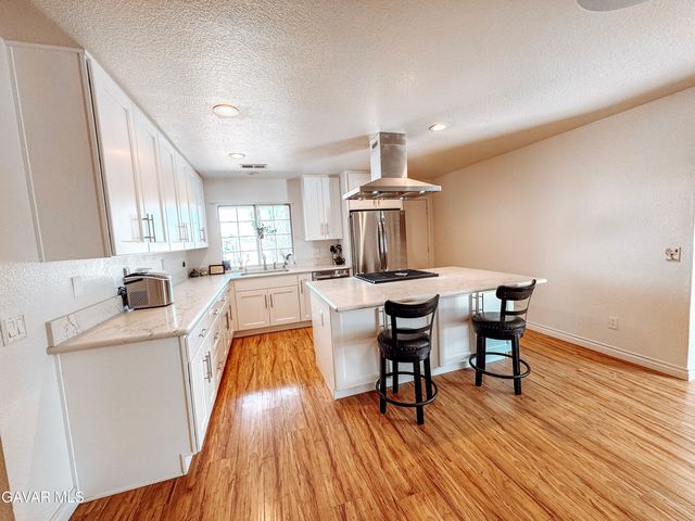 2895 59th Street Street, Rosamond, CA 93560