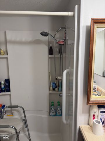 6149 S Kats Place, Terre Haute, IN 47802