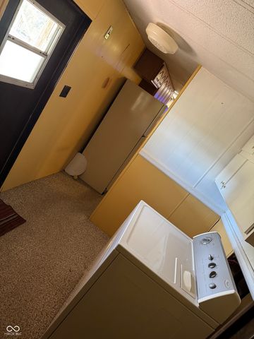 6149 S Kats Place, Terre Haute, IN 47802