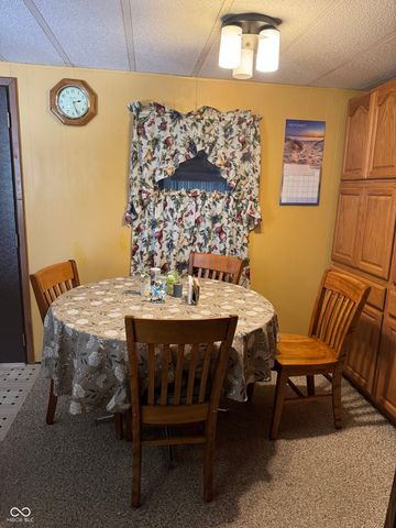 6149 S Kats Place, Terre Haute, IN 47802