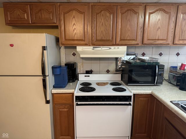 6149 S Kats Place, Terre Haute, IN 47802