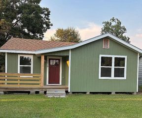 3020 Western Avenue, Orange, TX 77630