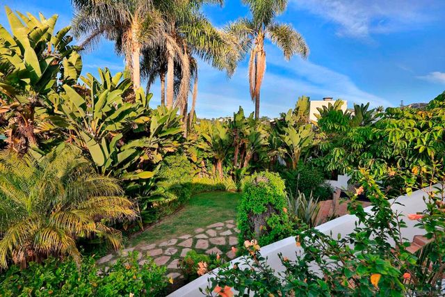 1937 Paseo Dorado, La Jolla, CA 92037