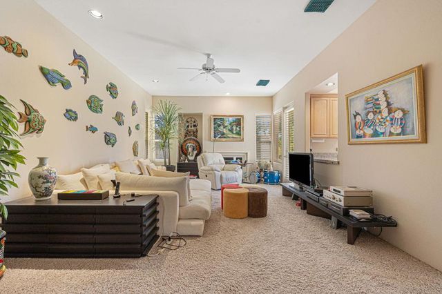 81 Appian Way, Palm Desert, CA 92211