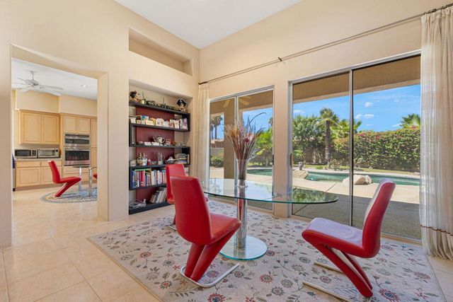 81 Appian Way, Palm Desert, CA 92211