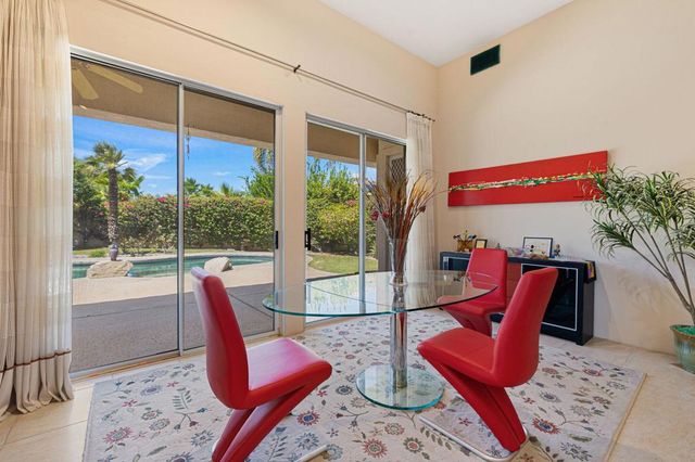 81 Appian Way, Palm Desert, CA 92211