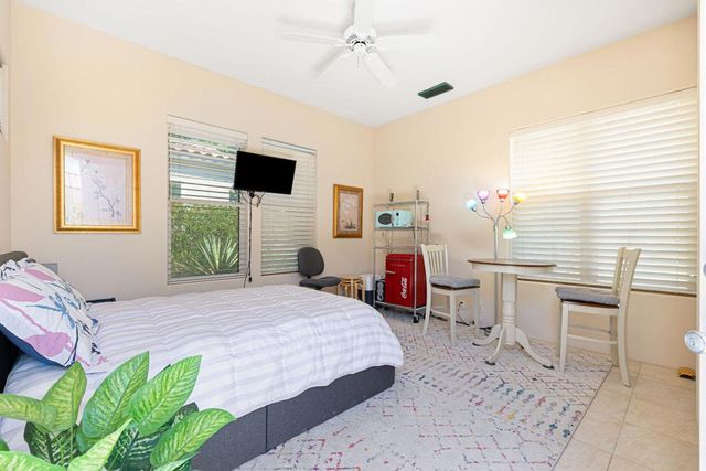 81 Appian Way, Palm Desert, CA 92211