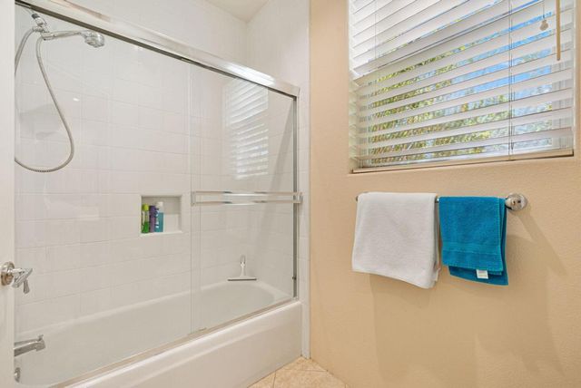 81 Appian Way, Palm Desert, CA 92211