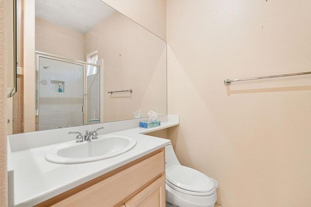 81 Appian Way, Palm Desert, CA 92211