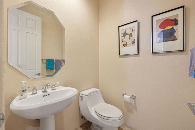 81 Appian Way, Palm Desert, CA 92211