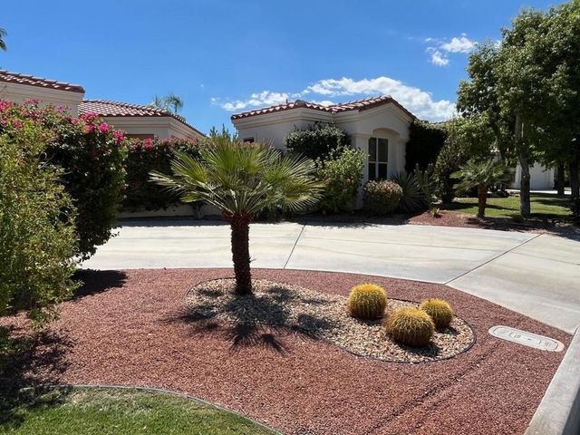 81 Appian Way, Palm Desert, CA 92211