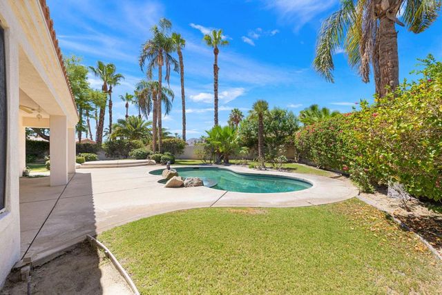 81 Appian Way, Palm Desert, CA 92211