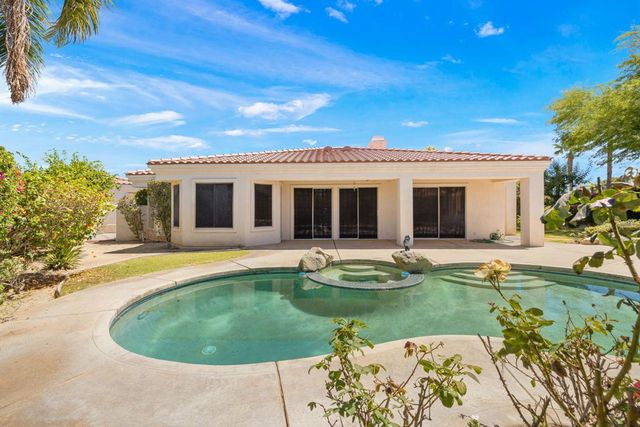 81 Appian Way, Palm Desert, CA 92211