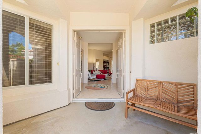 81 Appian Way, Palm Desert, CA 92211