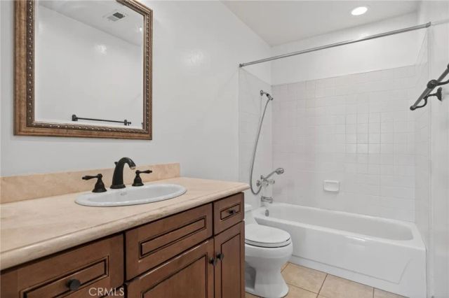 6609 Poppyview Drive, Oak Park, CA 91377