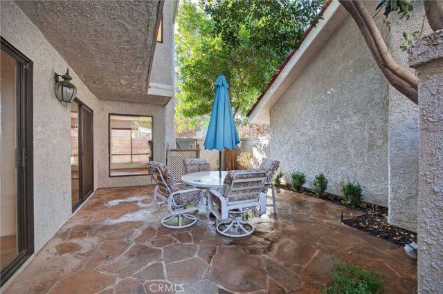 6609 Poppyview Drive, Oak Park, CA 91377