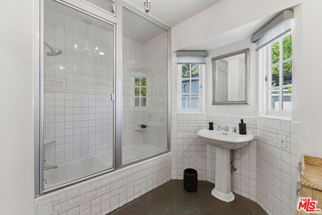 12263 Laurel Terrace Drive, Studio City (los Angeles), CA 91604