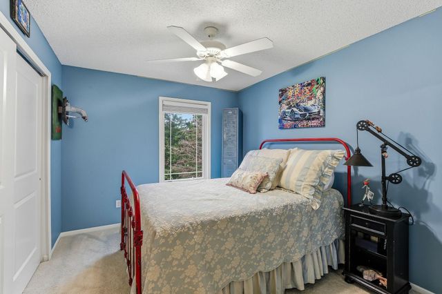 586 Sutherland Drive, Woodbury, MN 55129