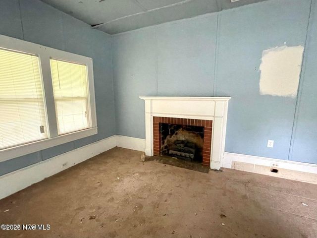 309 E Roseboro Street, Roseboro, NC 28382