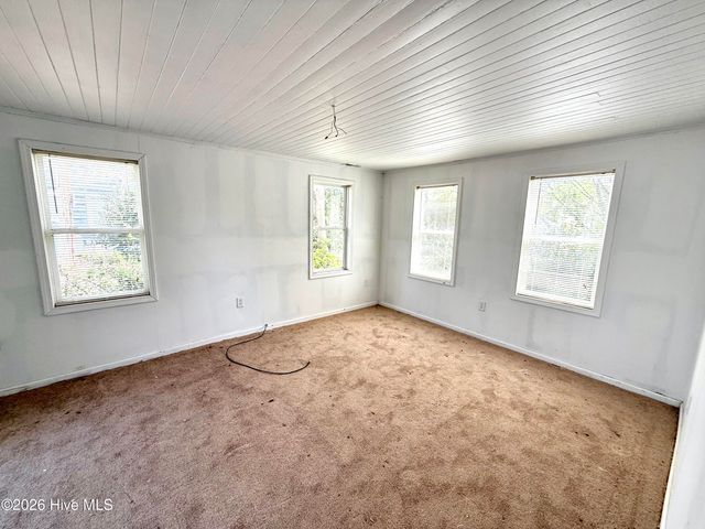 309 E Roseboro Street, Roseboro, NC 28382