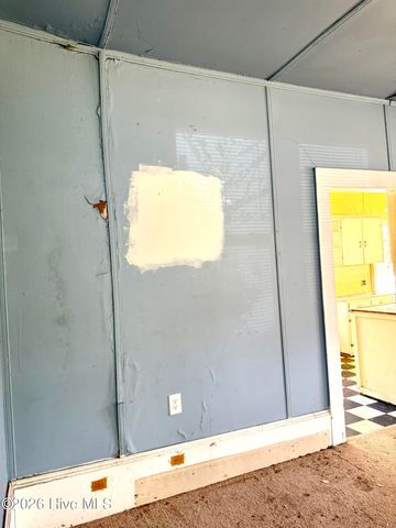 309 E Roseboro Street, Roseboro, NC 28382