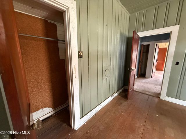 309 E Roseboro Street, Roseboro, NC 28382