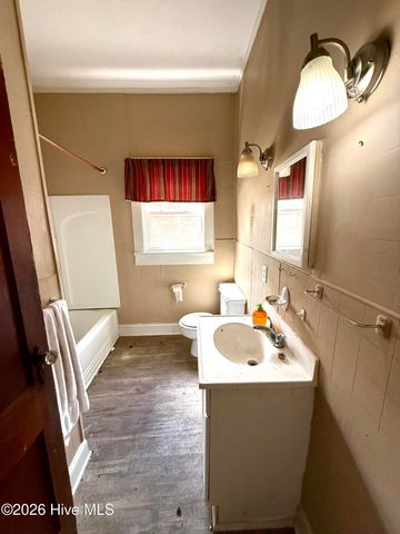 309 E Roseboro Street, Roseboro, NC 28382