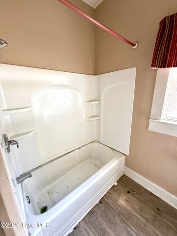 309 E Roseboro Street, Roseboro, NC 28382