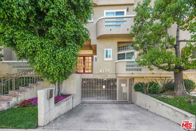 4139 Cahuenga Boulevard 106, North Hollywood (los Angeles), CA 91602
