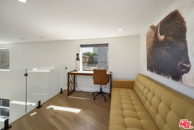 4139 Cahuenga Boulevard 106, North Hollywood (los Angeles), CA 91602