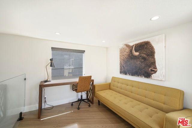 4139 Cahuenga Boulevard 106, North Hollywood (los Angeles), CA 91602