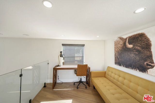4139 Cahuenga Boulevard 106, North Hollywood (los Angeles), CA 91602
