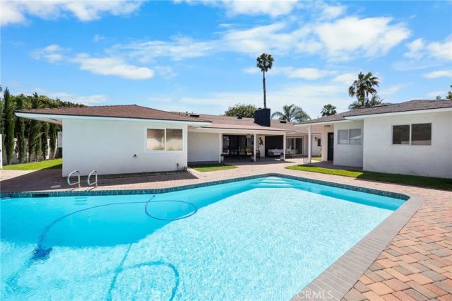 18161 Blue Ridge, North Tustin, CA 92705