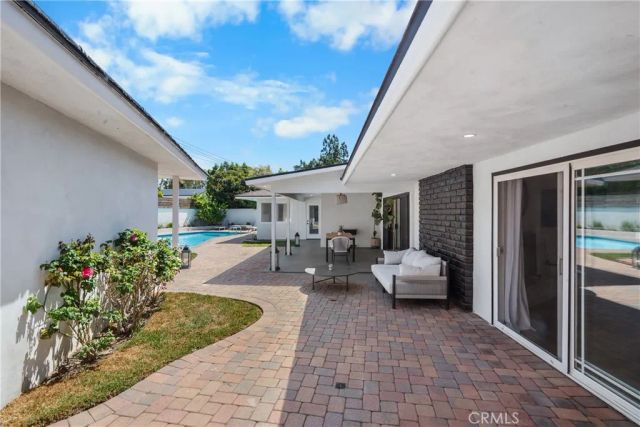 18161 Blue Ridge, North Tustin, CA 92705