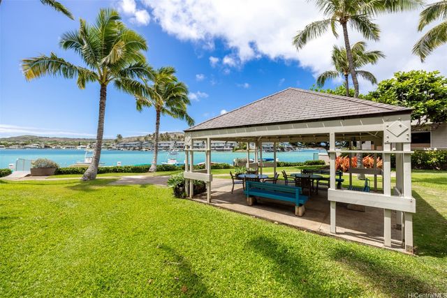 1 Keahole Place 1303, Honolulu, HI 96825