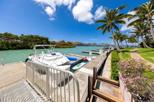 1 Keahole Place 1303, Honolulu, HI 96825