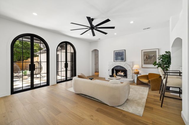 4736 Holly Tree Drive, Dallas, TX 75287