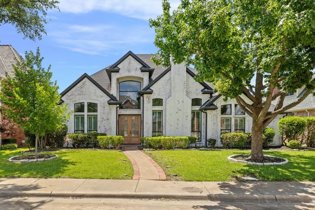 4736 Holly Tree Drive, Dallas, TX 75287