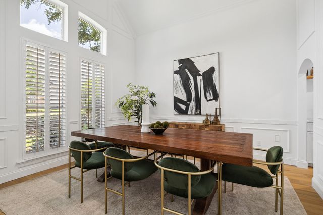 4736 Holly Tree Drive, Dallas, TX 75287