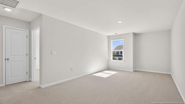 304 Maddox Drive, Aberdeen, NC 28315