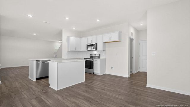 304 Maddox Drive, Aberdeen, NC 28315