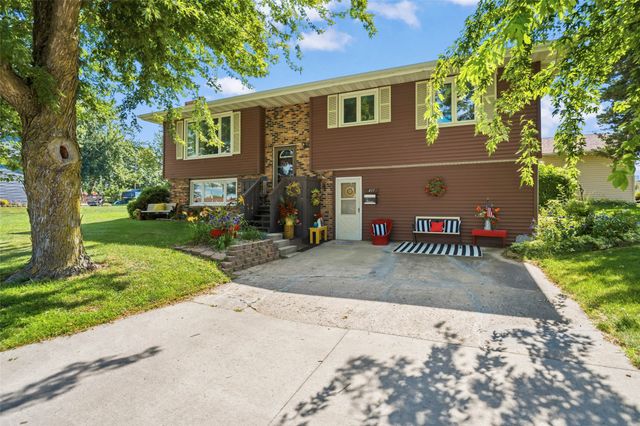 411 Polk Street, Baxter, IA 50028