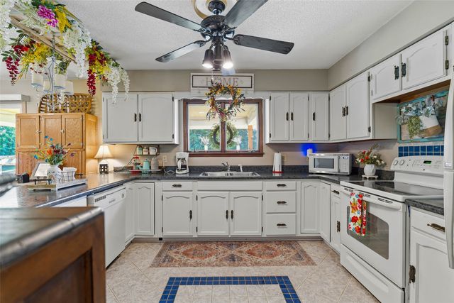 411 Polk Street, Baxter, IA 50028